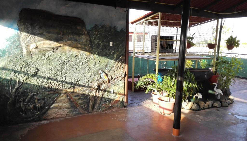 Hotel 100 Dehiwala-Mount Lavinia Exterior photo